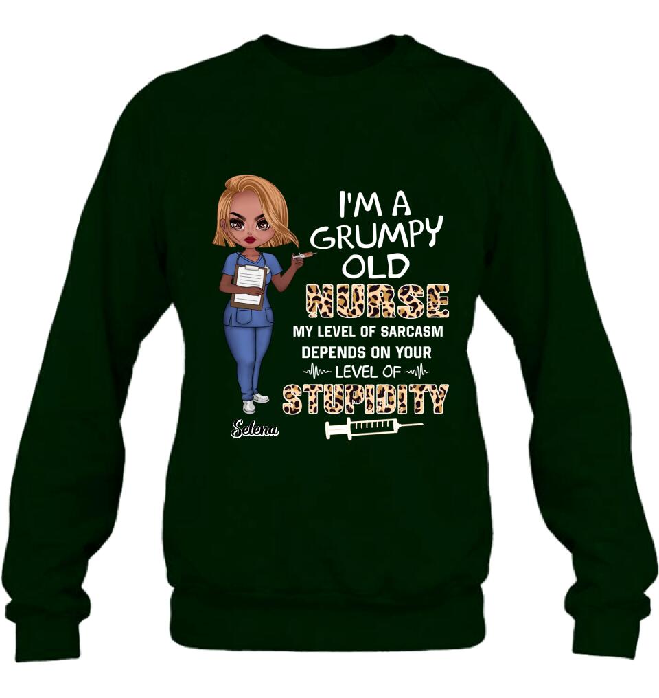 Personalized Grumpy Old Nurse Shirt/Pullover Hoodie - Gift Idea For Nurse - I'm A Grumpy Old Nurse