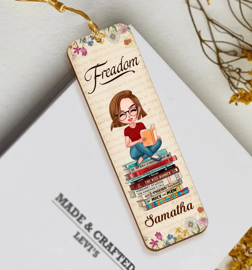 Personalized Reading Girl Wooden Bookmark - Gift Idea For Book Lover - Freadom