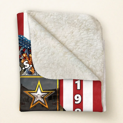 Personalized Veteran Fleece Throw Blanket & Quilt - Gift Idea For Veteran