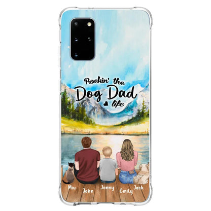Personalized Pet Couple Phone Case - Parent With 1 Kid And 2 Pets - Case For iPhone And Samsung