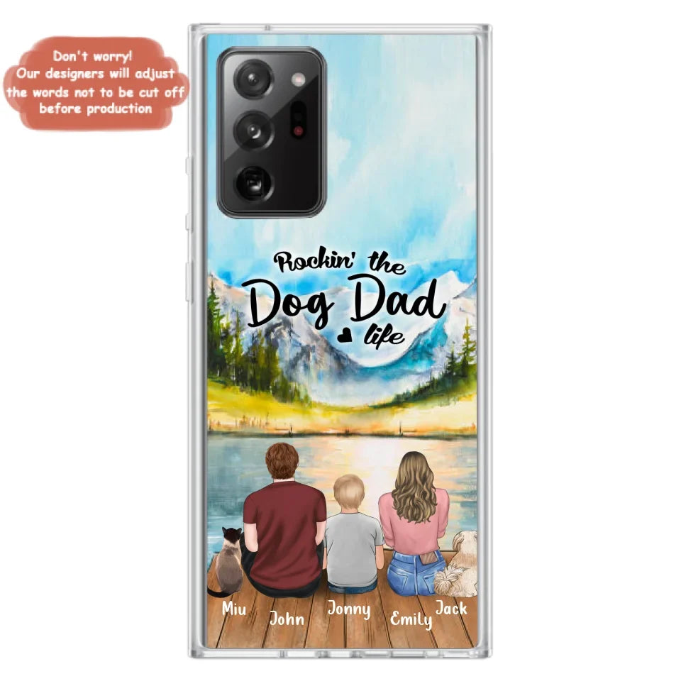 Personalized Pet Couple Phone Case - Parent With 1 Kid And 2 Pets - Case For iPhone And Samsung