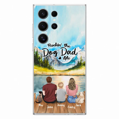 Personalized Pet Couple Phone Case - Parent With 1 Kid And 2 Pets - Case For iPhone And Samsung