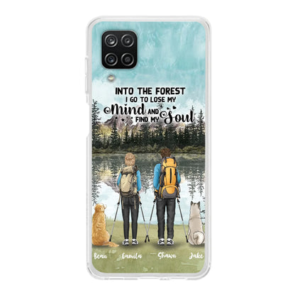 Custom Personalized Hiking Couple With Dogs Phone Case - Couple With Upto 2 Pets - Case For iPhone and Samsung - Q67GXN