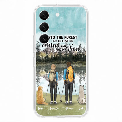Custom Personalized Hiking Couple With Dogs Phone Case - Couple With Upto 2 Pets - Case For iPhone and Samsung - Q67GXN