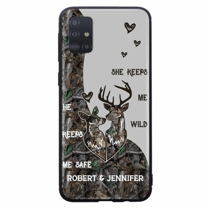 Custom Personalized Deer Couple Phone Case - Gift Idea For Couple - He Keeps Me Safe She Keeps Me Wild - Case For iPhone/Samsung