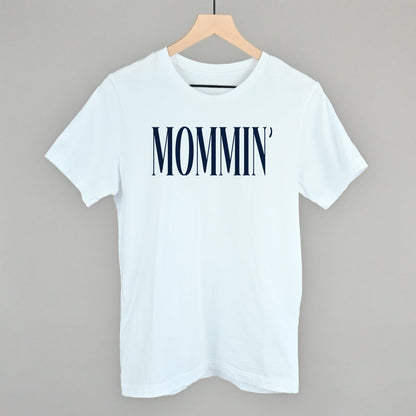 Mommin' Blue Text