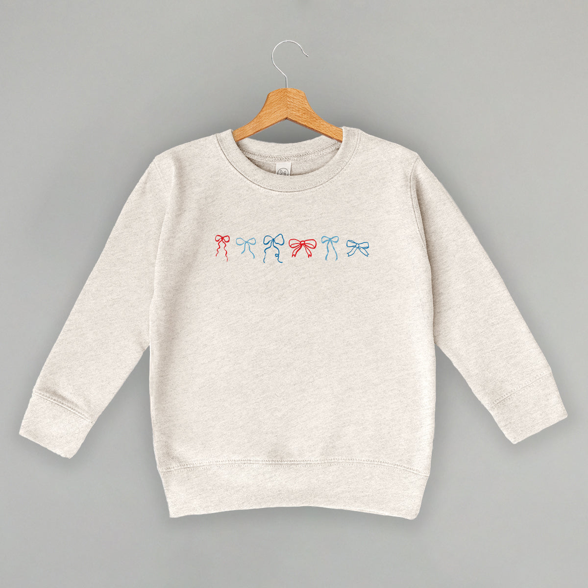 Red And Blue Ribbons (Kids)