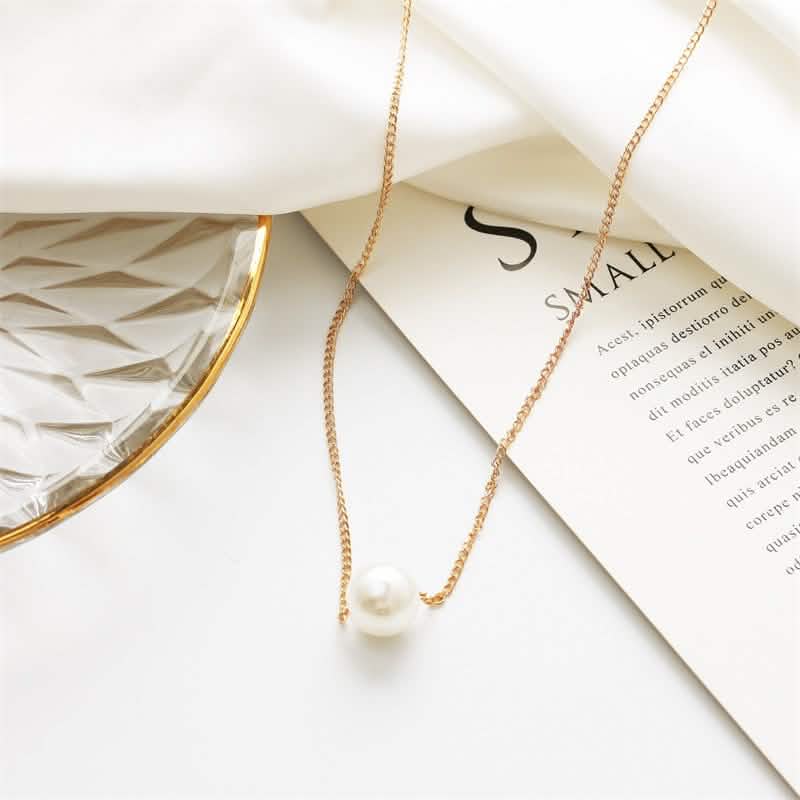 Women’s Minimalist White Pearl Beaded Necklace – Elegant Statement Chain