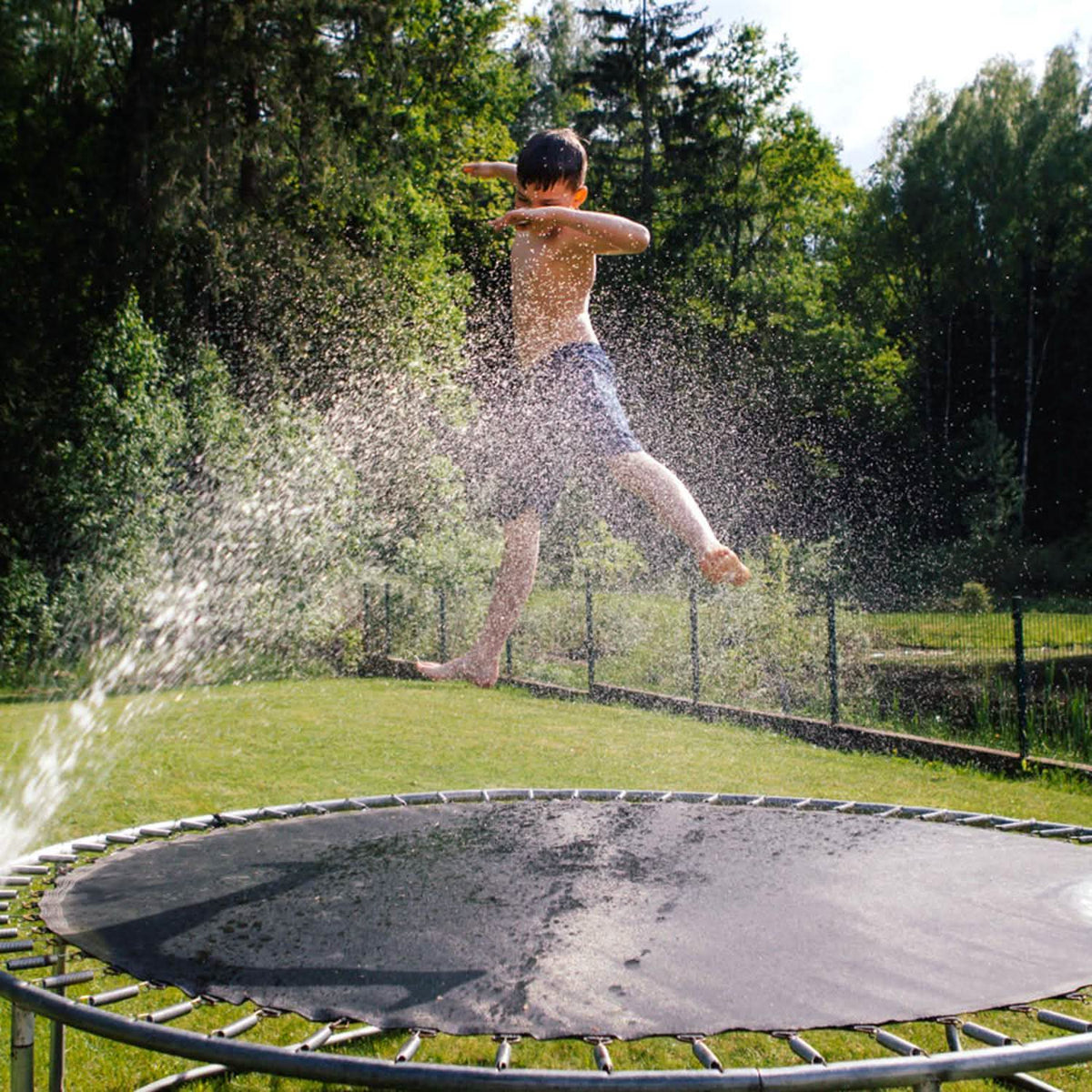 Kids Trampoline Sprinkler Outdoor