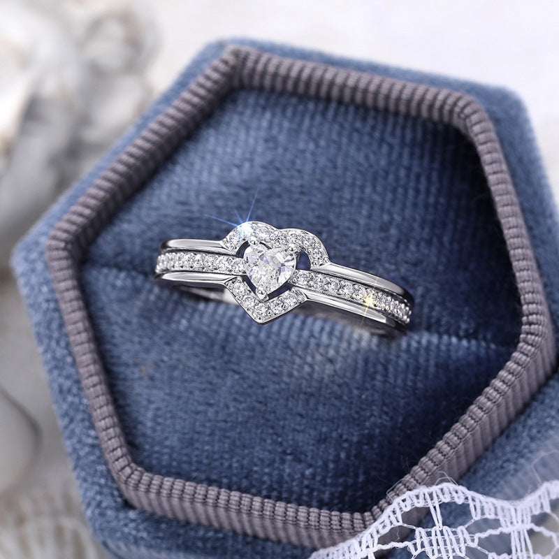 Elegant 925 Sterling Silver Heart Ring with Sparkling Zirconia