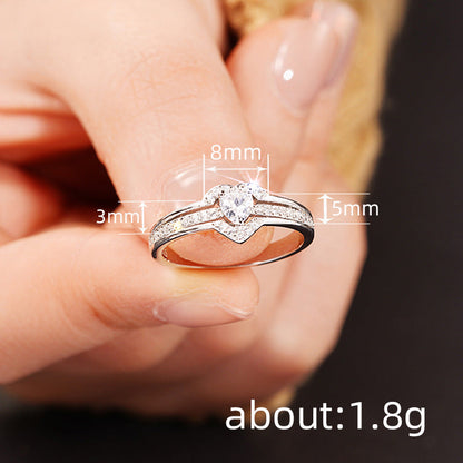 Elegant 925 Sterling Silver Heart Ring with Sparkling Zirconia
