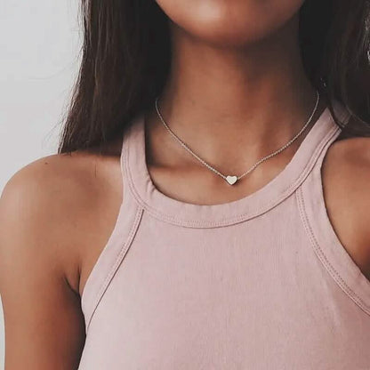 Simple Exquisite Heart-Shaped Pendant Alloy Necklace