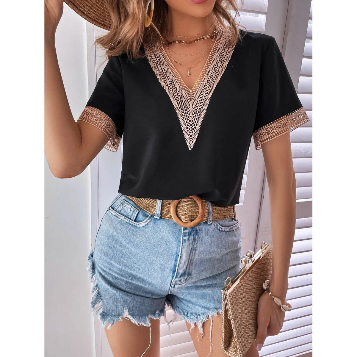 Women's Contrast Guipure Lace Blouse